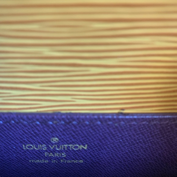 Louis Vuitton Saint-Cloud Mini Tassiri Yellow Epi Leather shoulder bag. - Picture 5 of 16